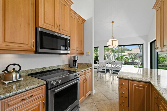 Building Photo - 308 Ridge Rd