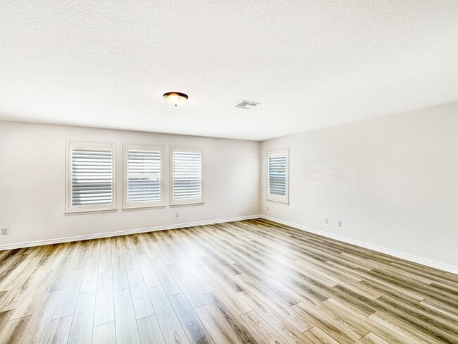 Building Photo - 3319 Taurus Sky