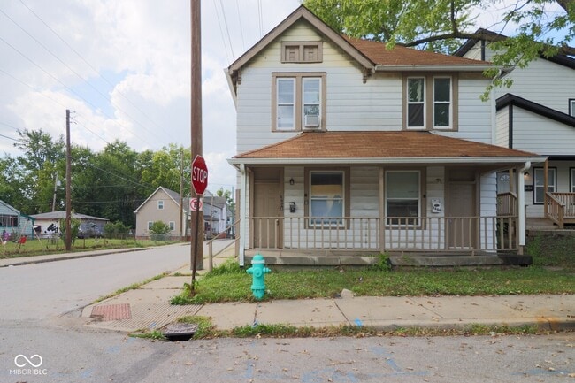 Primary Photo - 1668 S Talbott St