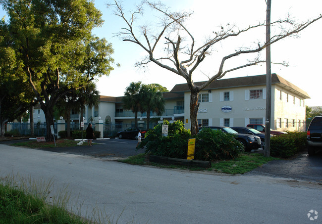 Primary Photo - Casa d'Oro