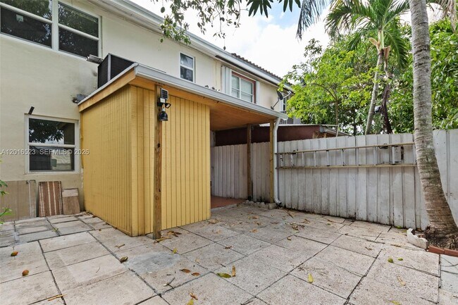 Building Photo - 1363 NW 66th Ave