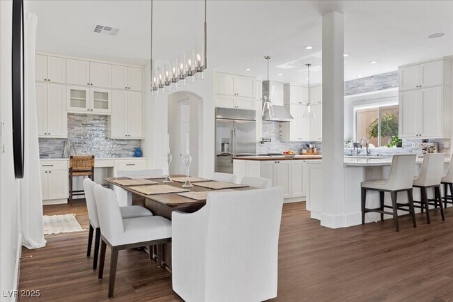 Building Photo - 9312 Provence Garden Ln