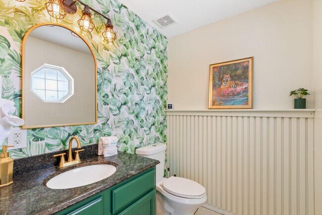 Building Photo - 6209 Don Carlos Dr