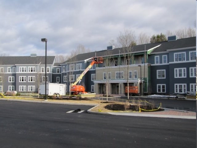 Back of Building Photo - Cedarwoods