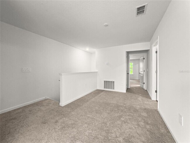Building Photo - 3534 SE 37th Ct