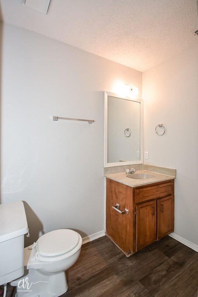 Building Photo - 1725 Partridge Pl