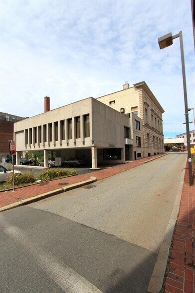 Building Photo - 61 Exchange St