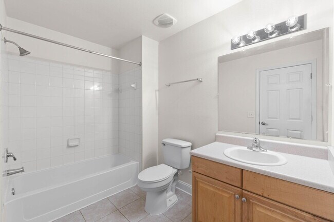 Building Photo - 554 Wingspan Way