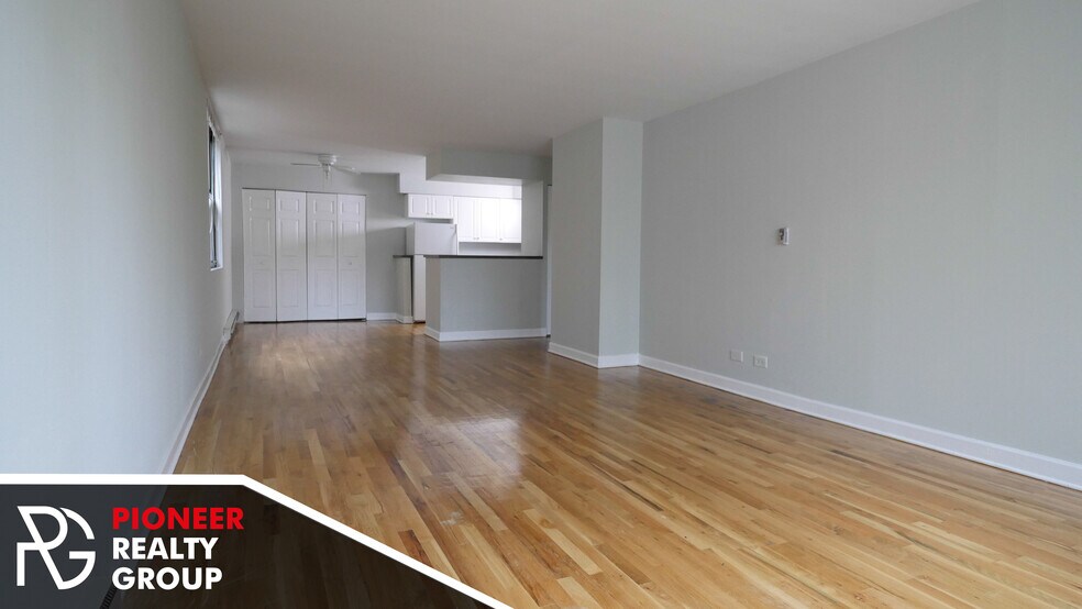 Building Photo - 1443 N Dearborn St