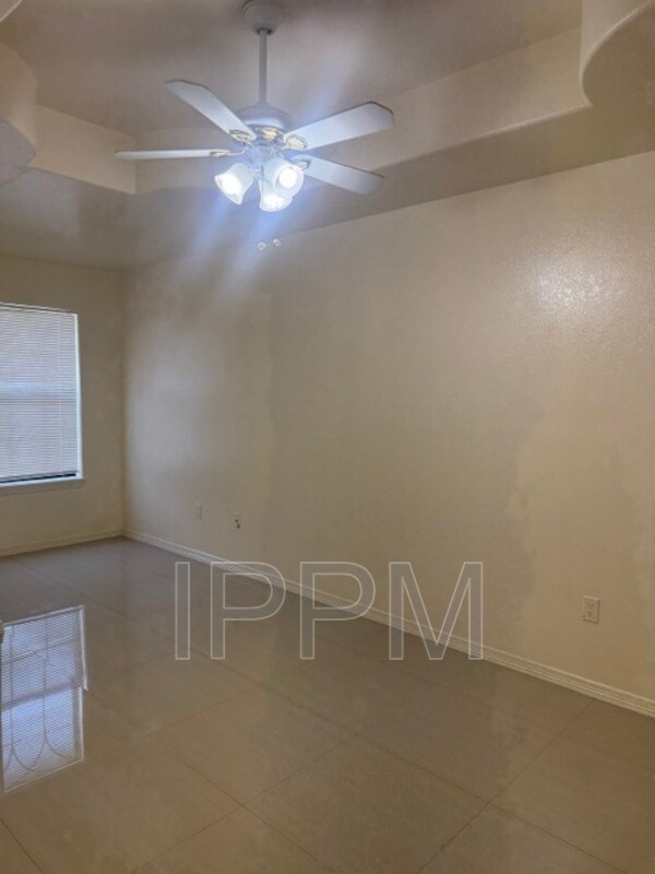 Building Photo - 3240 McAllen Rd