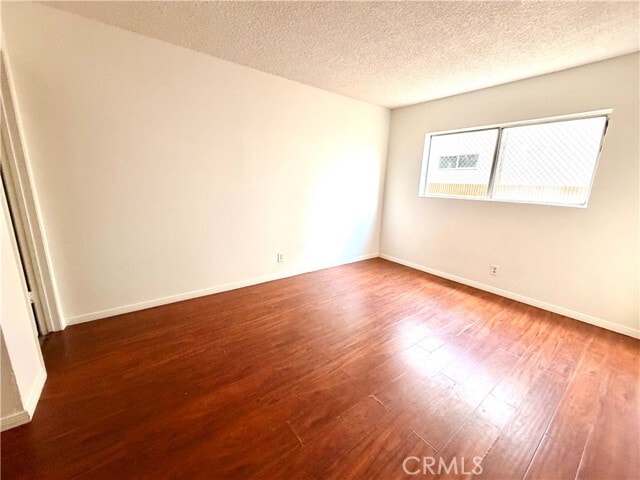 Building Photo - 14134 Delano St