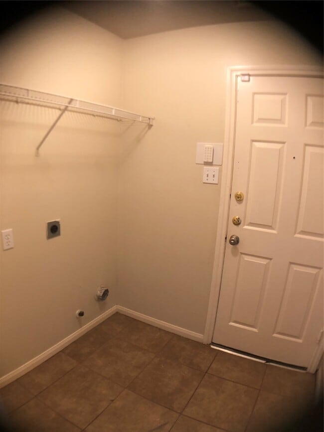 Building Photo - 18442 S Wimbledon Dr