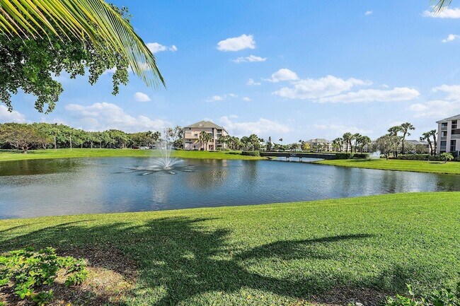 Building Photo - 353 S US Hwy 1