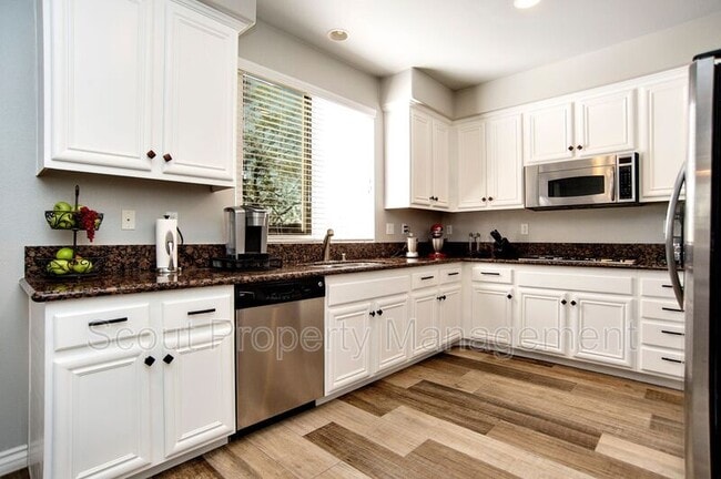 Building Photo - 27427 Lock Haven Ct