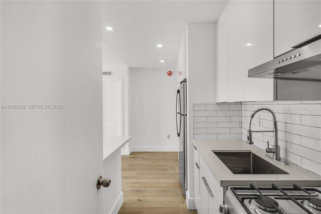 Building Photo - 5991 SW 76th St