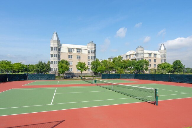 Building Photo - 109 Shearwater Ct E