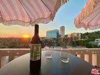 Building Photo - 999 N Doheny Dr