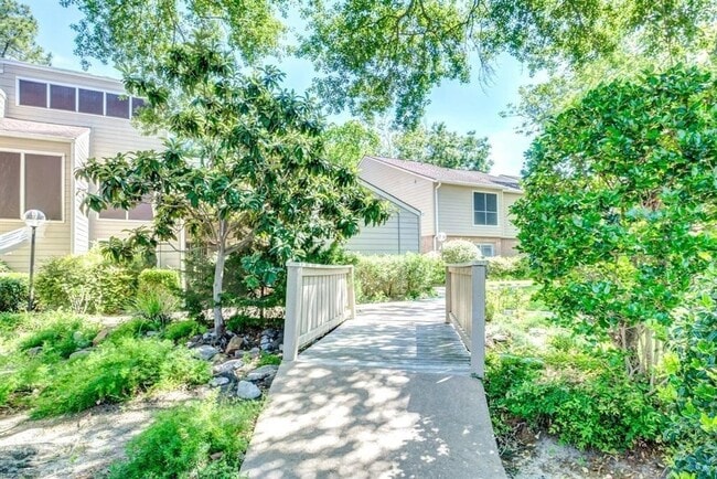 Building Photo - 5005 Georgi Ln