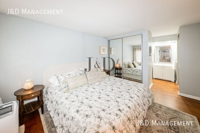 Building Photo - 3972 Jackdaw St