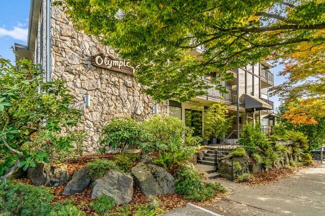 Building Photo - 6110 24th Ave NW