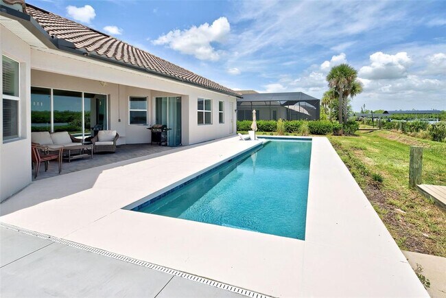 Building Photo - 15240 Spanish Point Dr