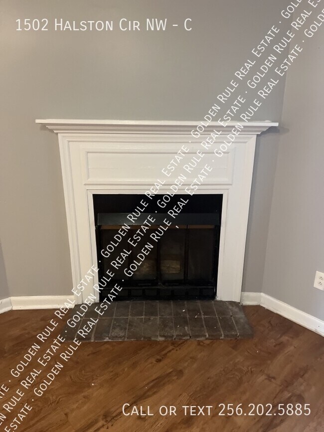 Building Photo - 1502 Halston Cir NW