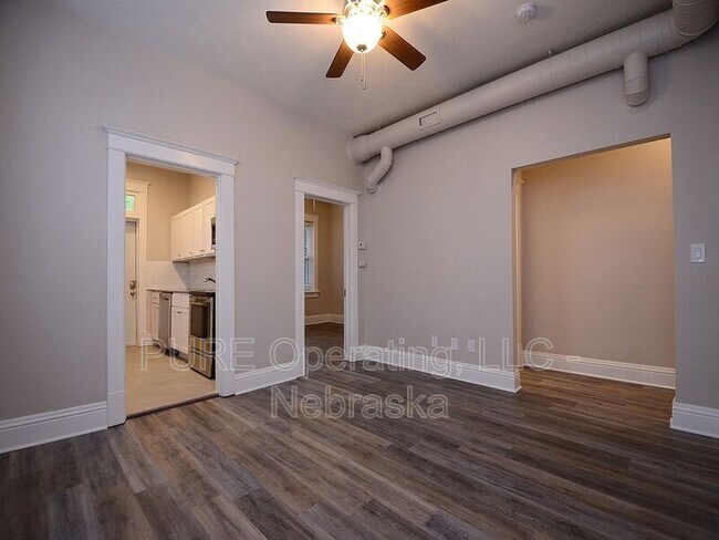 Building Photo - 2967 Harris St