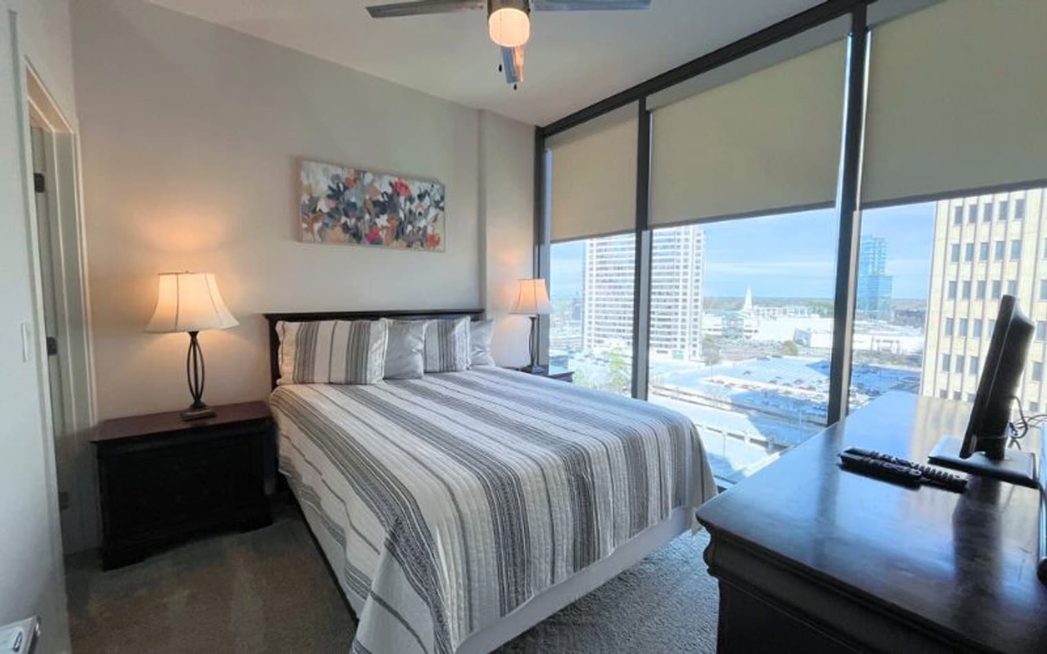 Building Photo - 3380 Peachtree Rd NE