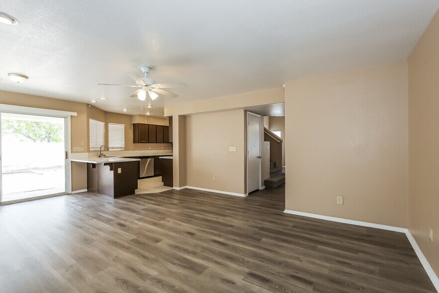 Building Photo - 5005 Monte Del Sol Ln