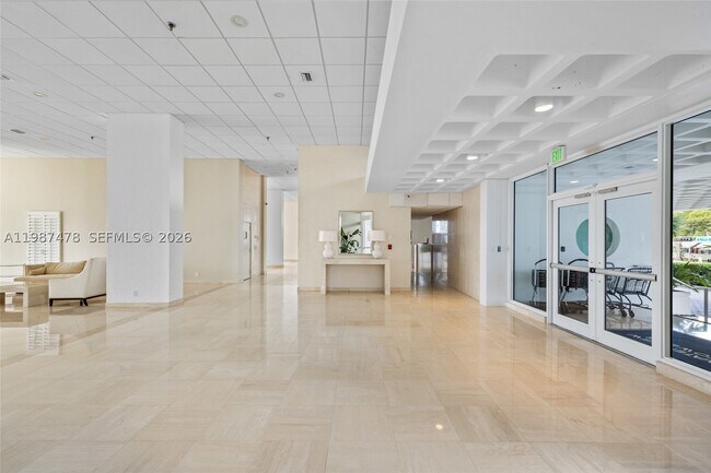 Building Photo - 400 N Flagler Dr