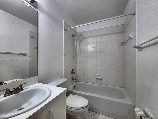 Building Photo - 14391 SW 120th Ct