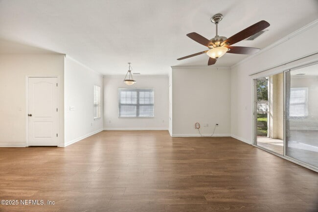 Building Photo - 3750 Silver Bluff Blvd