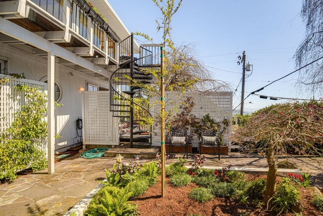 Building Photo - 51 Santa Rosa Ave