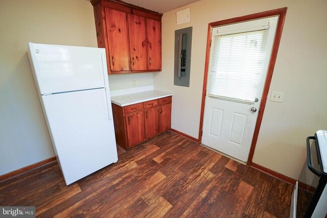 Building Photo - 5746 Rip Wil Dr