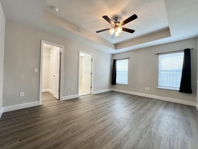 Building Photo - 25106 SW 7th Ln