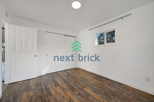 Building Photo - Charming 3-Bedroom Home in Auburn Near Green River College with Fenced Yard & Prime Location!