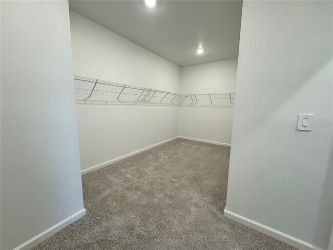 Building Photo - 8885 SW 68th Ter Rd