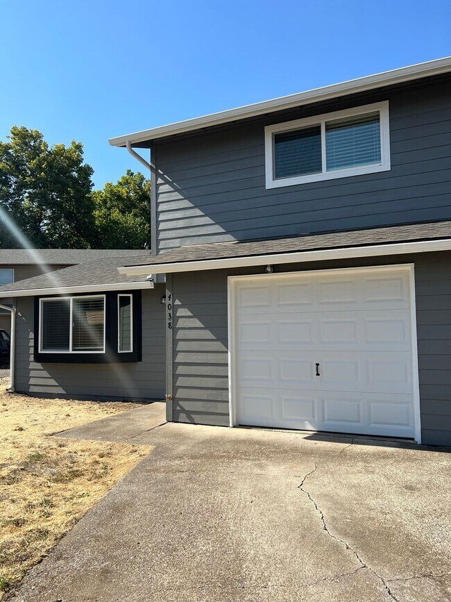 Building Photo - 4036so