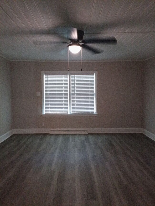 Building Photo - Cozy 3 Bedroom Home with Fenced Yard – Available Now in Augusta!