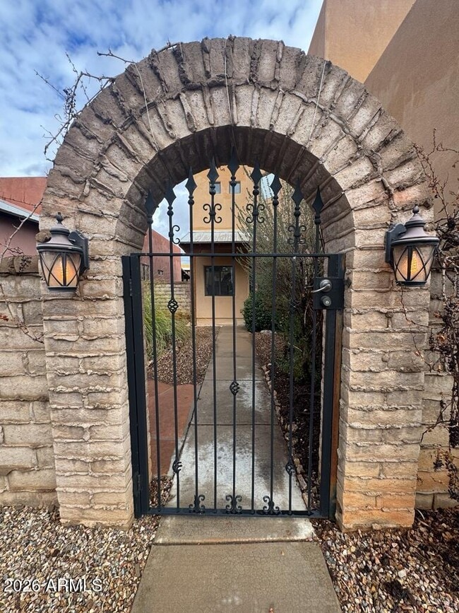 Building Photo - 1971 Knowlton St