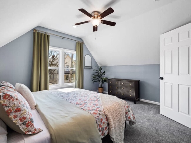 Building Photo - 6110 Lawn Ave