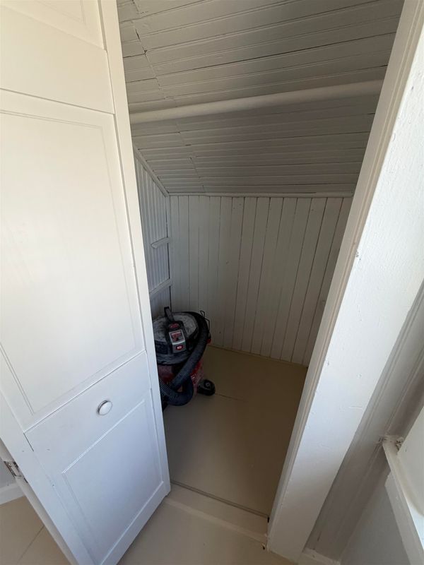 Building Photo - 303 N State