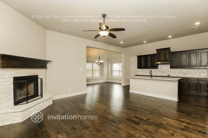 Building Photo - 111 Old Spanish Trail