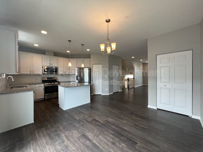 Building Photo - 4435 Monroe Ct
