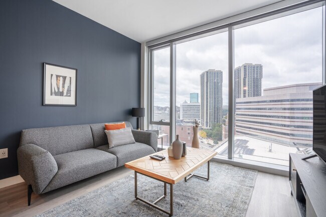 Building Photo - 863 Broadway