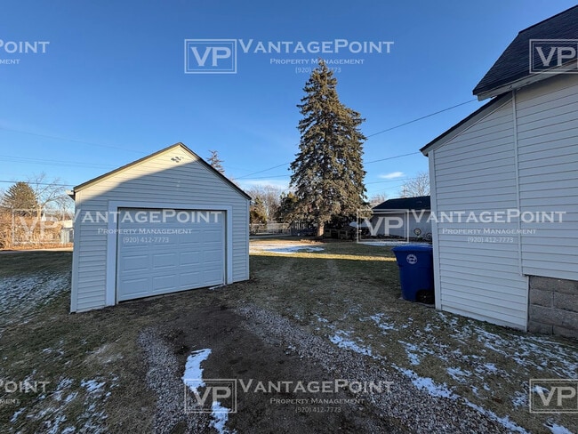 Building Photo - 501 S Huron St