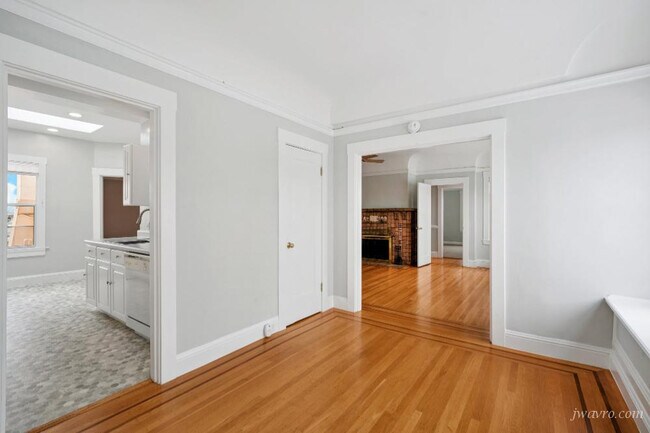 Building Photo - 312 Fillmore St
