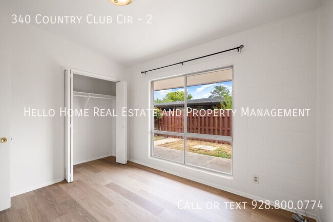Building Photo - 340 Country Club Cir