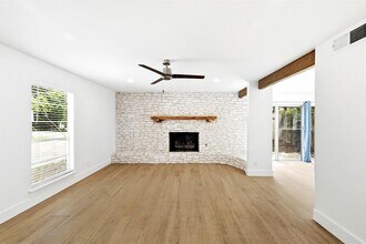 Building Photo - 6202 Laurel Valley Dr