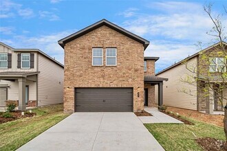 Building Photo - 421 Merced River Ln